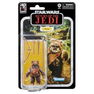 Figura Wicket Ewok 40º aniversario de Star Wars: El Regreso del Jedi, parte de la serie Black Series. Con detalles auténticos, lanza y empaque exclusivo, ideal para los coleccionistas de la saga.